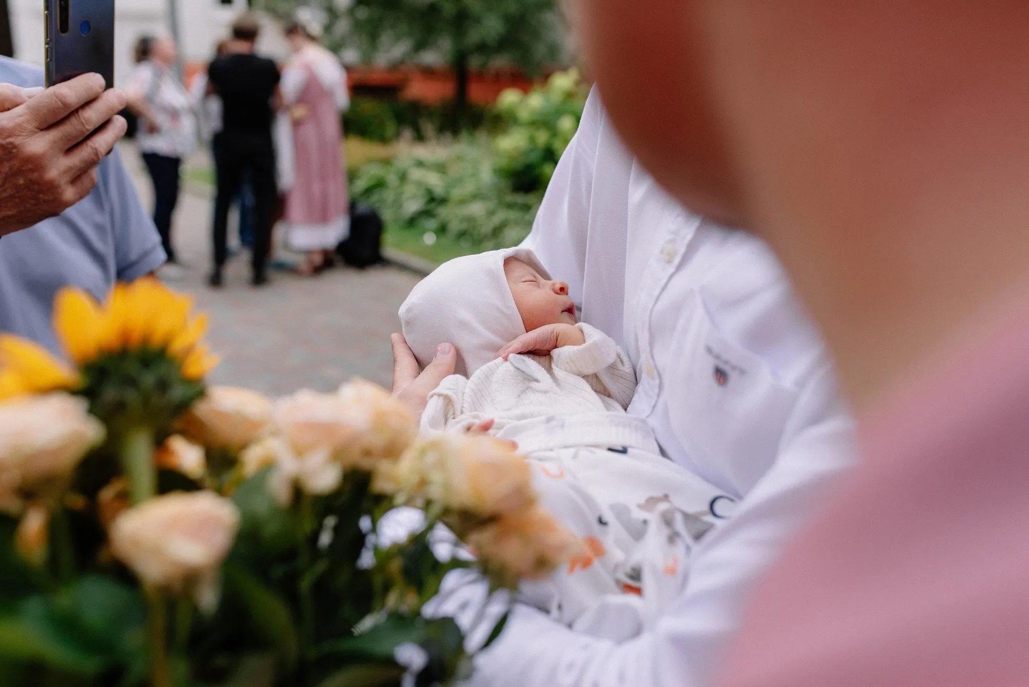 Выписка Фаи из роддома: живой репортаж в категории Семейные съёмки, Москва.