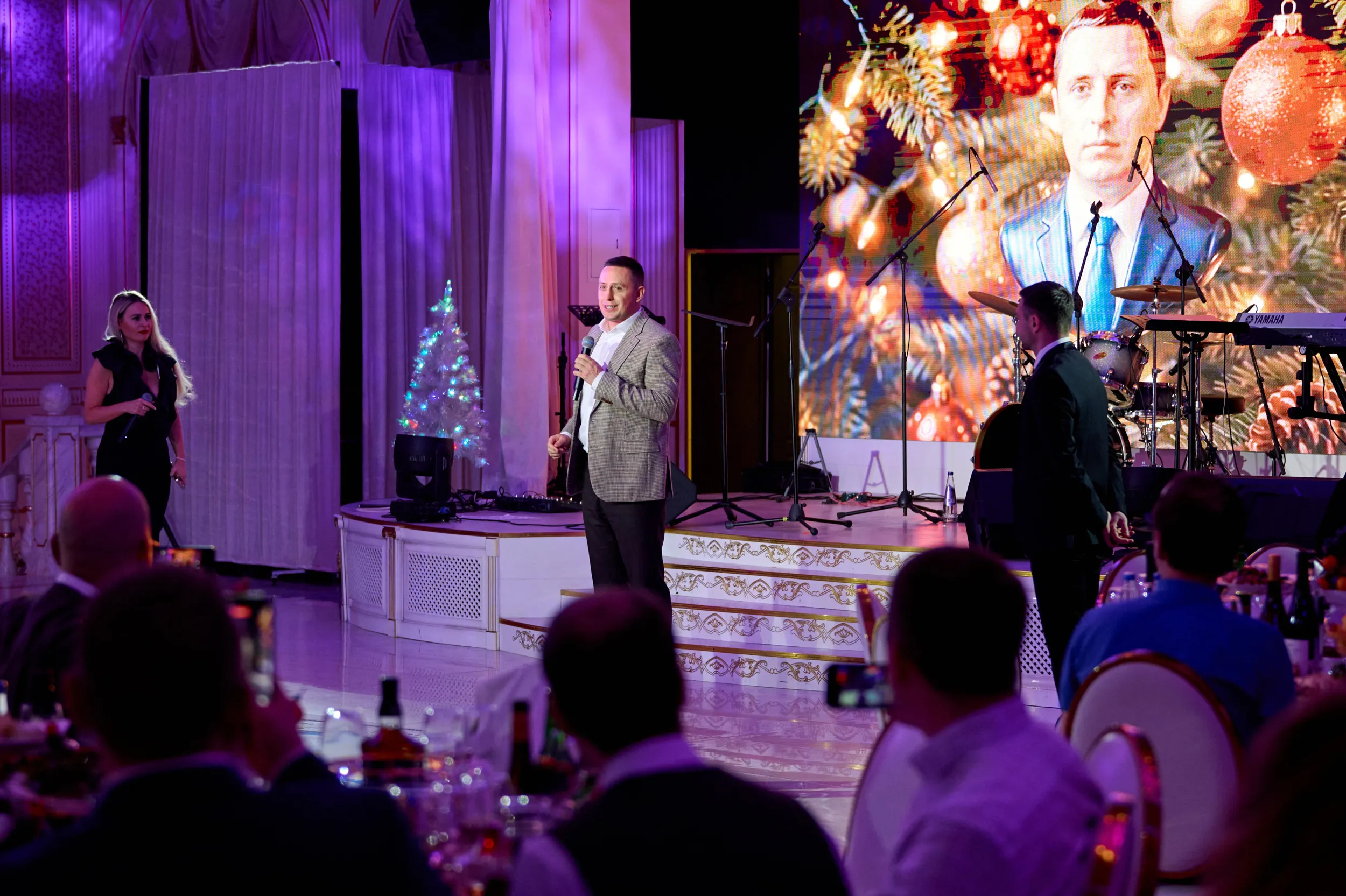 Новогодний корпоратив компании Акцент — Ресторан Соколиная охота, метро Сокольники — фото 24