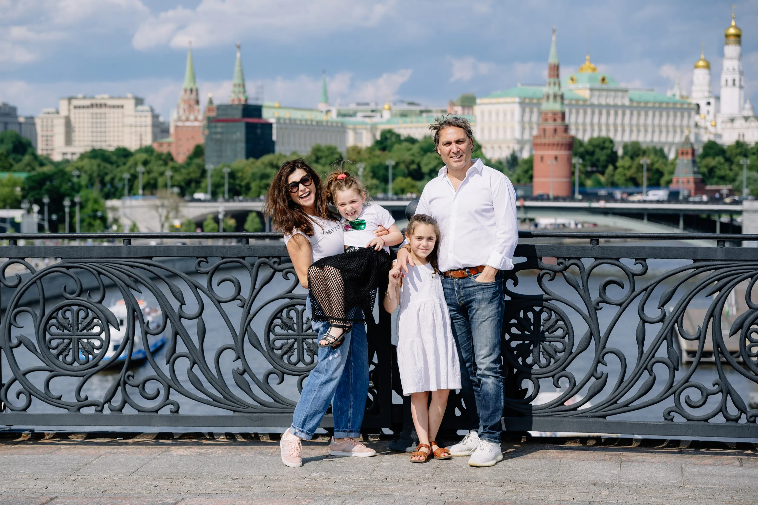 Семейная прогулка по центру Москвы — парк Зарядье — фото 1
